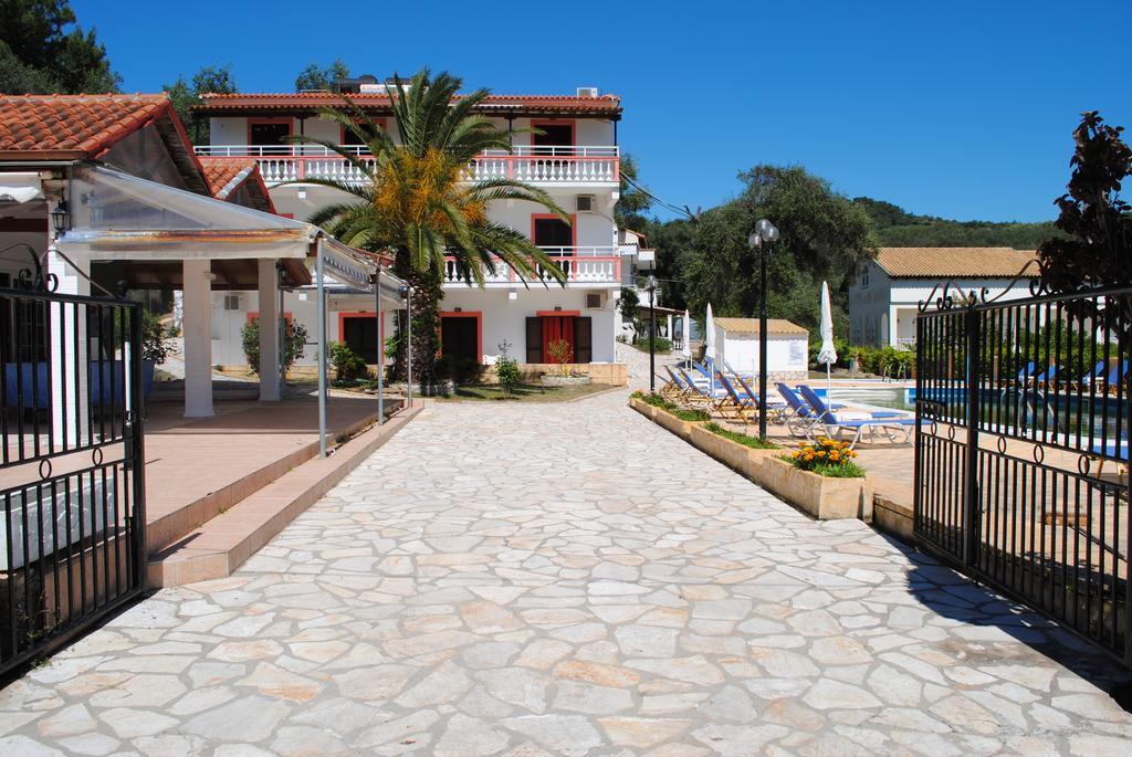 Aparthotel Olga 3*